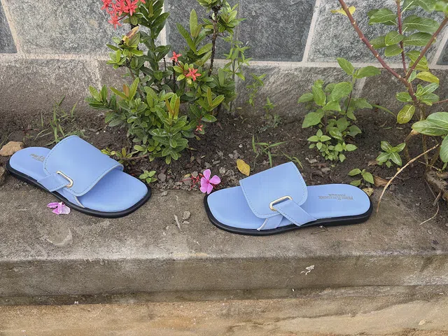 Aurora-01 Female Slippers (curved heel)