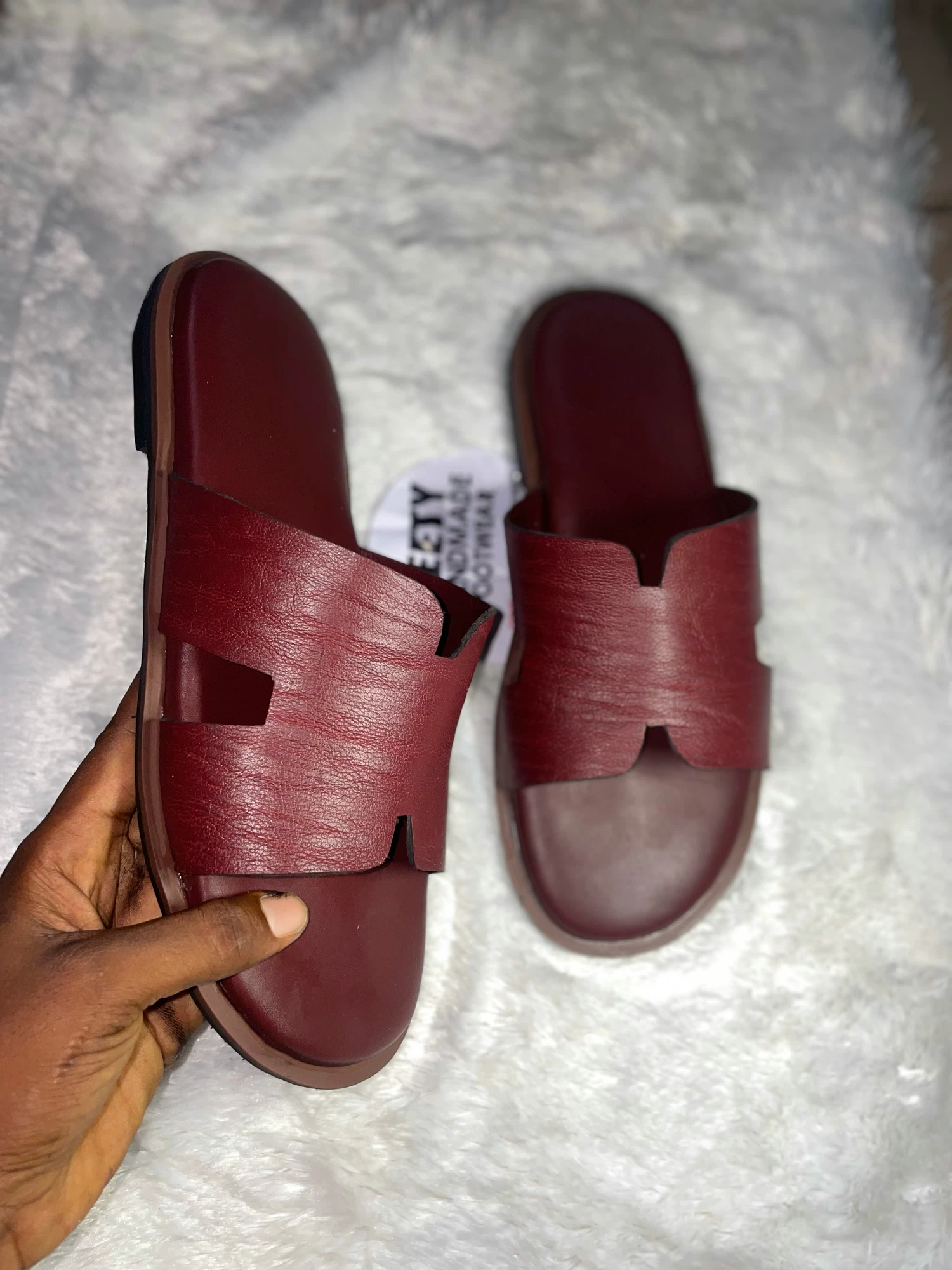 Casual male Leather slide thumbnail 2